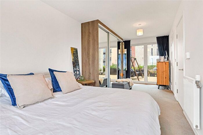 3 Bedroom Flat To Rent In Hering Road, Trumpington, Cambridge, Cambridgeshire, CB2
