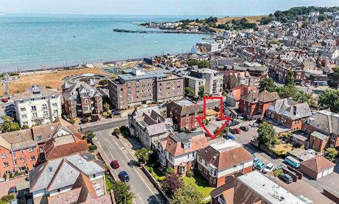 2 Bedroom Flat For Sale In Incledon, Cranborne Road, Swanage, BH19