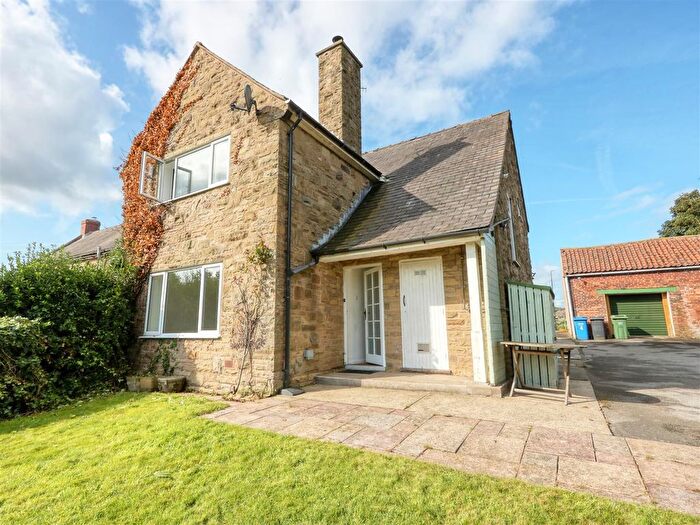 2 Bedroom Cottage To Rent In Hilltop, Inkersall Farm Cottage, Inkersall, Chesterfield, Derbyshire, S43