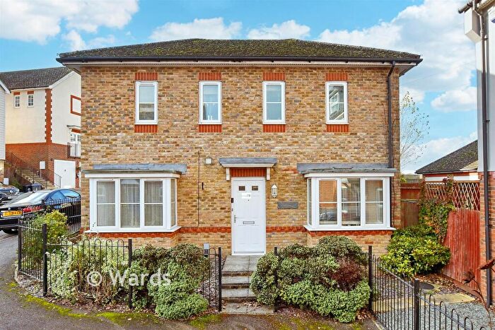 3 Bedroom Detached House For Sale In Heronden View, Eastry, Sandwich, Kent, CT13