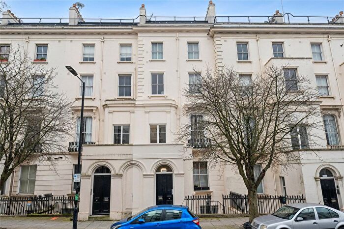3 Bedroom Flat For Sale In Porchester Square, London, W2