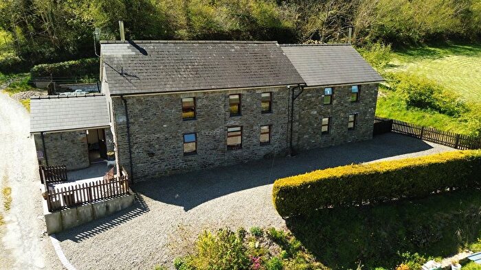 3 Bedroom Farm For Sale In Drefach, Llanybydder, SA40