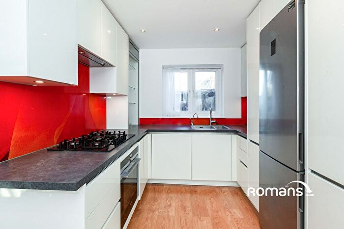 3 Bedroom Bungalow To Rent In Bourne Avenue, Windsor, SL4