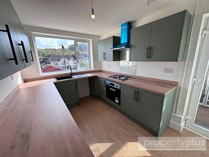 3 Bedroom Terraced House For Sale In Thomas Street, Tonypandy, Rhondda Cynon Taff, CF40
