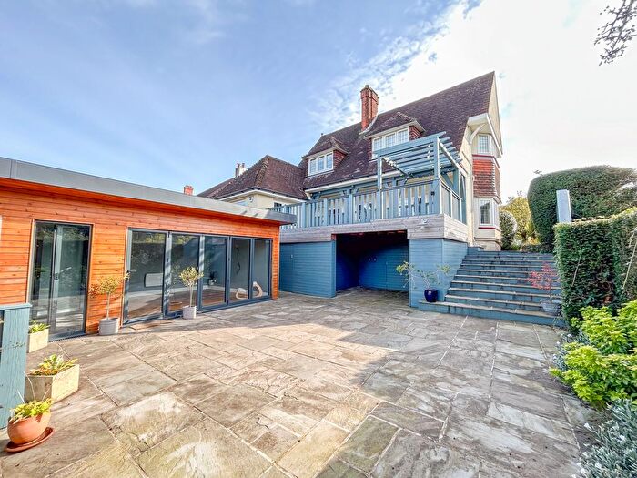 5 Bedroom Detached House To Rent In Woodville Road, Newport, NP20