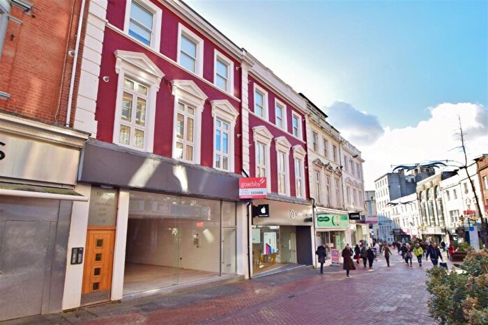 Flat To Rent In Bournemouth, BH1