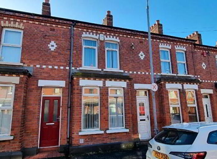 3 Bedroom Mid Terraced House To Rent In Meadowbank Place, Belfast, BT9