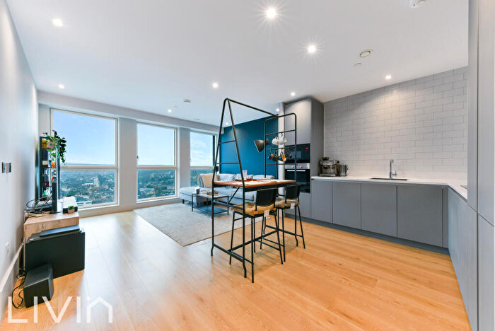 2 Bedroom Flat For Sale In High Street, Croydon, CR0