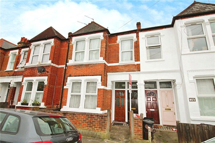 2 Bedroom Flat To Rent In Nutwell Street, London, SW17