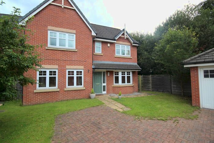 4 Bedroom Detached House To Rent In Godolphin Close, Eccles M30