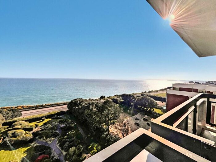 2 Bedroom Apartment To Rent In East Cliff, Bournemouth * Stunning Sea Views *, BH1
