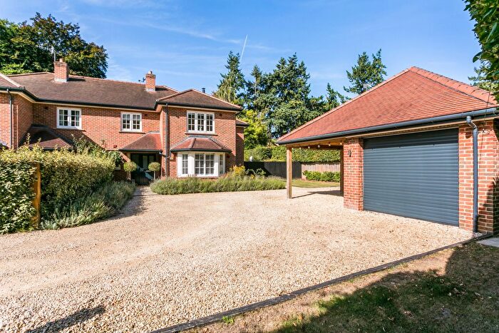 4 Bedroom Semi-Detached House For Sale In Fairmile, Henley-On-Thames, RG9
