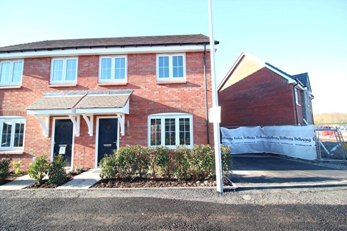 3 Bedroom Semi Detached House To Rent In Frankies Lane, Bedworth, CV12