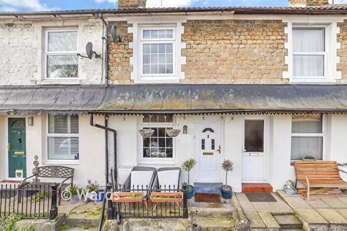 2 Bedroom Terraced House For Sale In Orchard Place, Maidstone, Kent, ME16