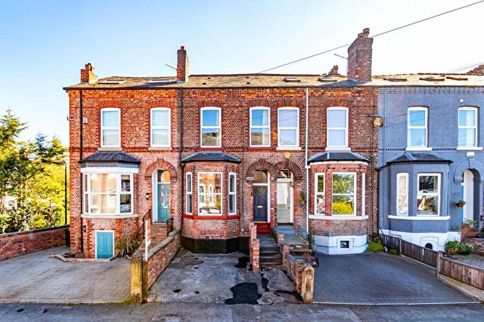 3 Bedroom Terraced House For Sale In Ashfield Road, Urmston, Manchester, M41