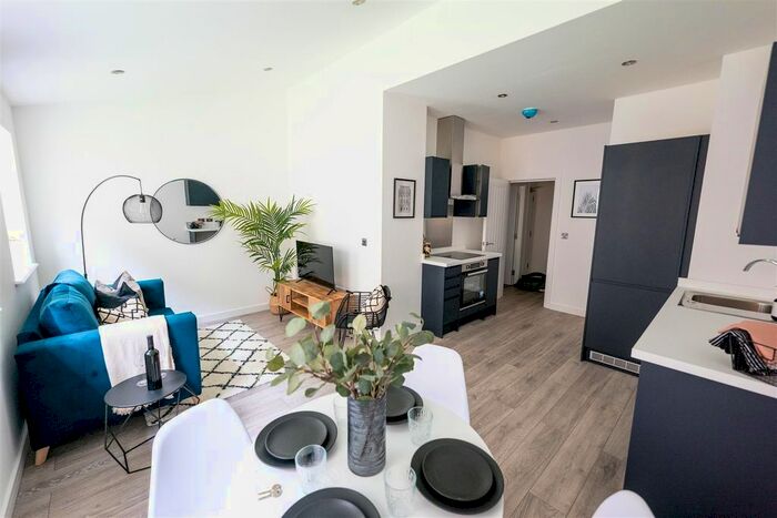 1 Bedroom Flat To Rent In Calder House, Bridge End, Brighouse HD6