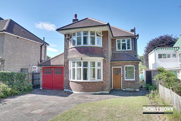 3 Bedroom Detached House For Sale In Goddington Lane, Orpington, BR6