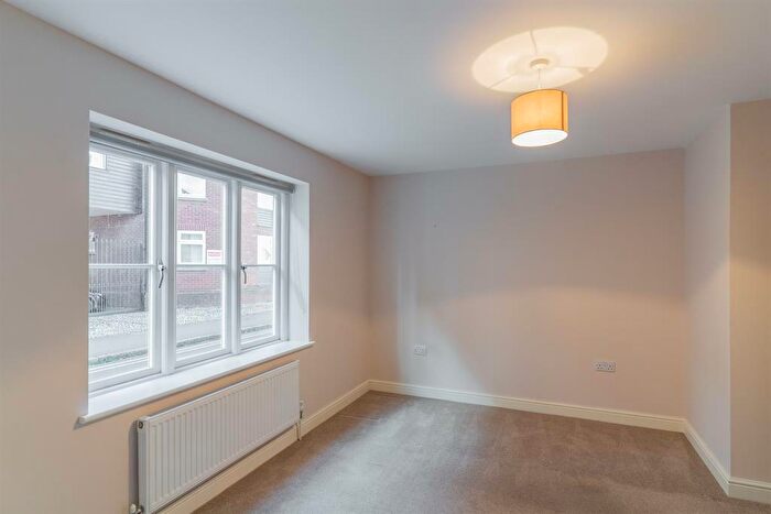 1 Bedroom Terraced House To Rent In Gold Street, Saffron Walden, Essex, CB10