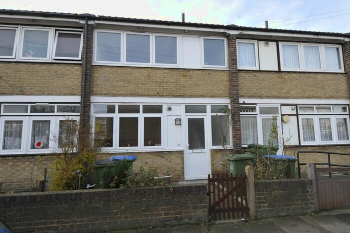 3 Bedroom Terraced House To Rent In Sunfields Place, Blackheath, SE3
