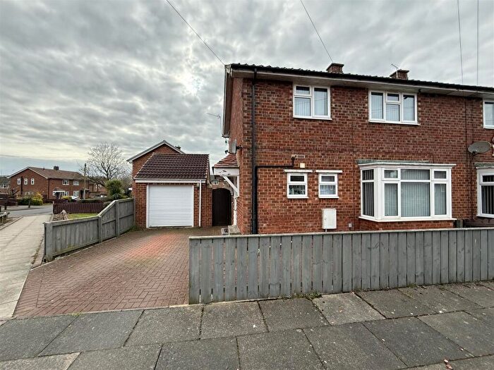 3 Bedroom Semi-Detached House For Sale In Humber Place, Darlington, DL1