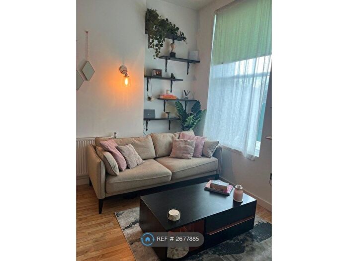 1 Bedroom Flat To Rent In Caldwell Close, London, SE18