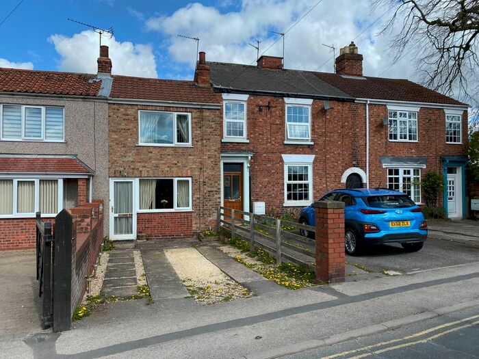 Houses for sale & to rent in DN14 7JE, Gowdall Way,,Howden, Goole