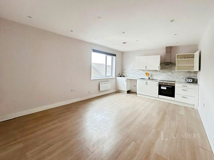 1 Bedroom Flat To Rent In Ipswich Street, Stowmarket, Suffolk, IP14