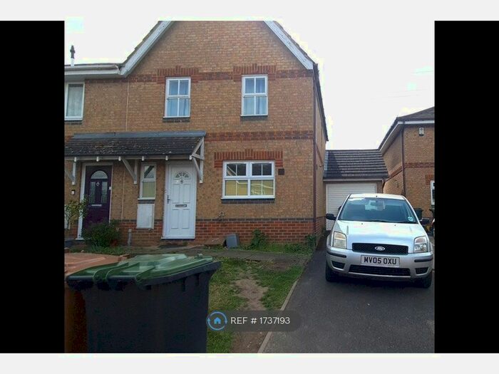 3 Bedroom End Of Terrace House To Rent In Cherry Hills, Watford, WD19