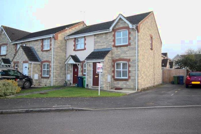 2 Bedroom Property To Rent In Grenville Close, Gloucester, GL3