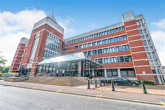 2 Bedroom Flat To Rent In Bedroom Property In Surrey Street, Norwich, NR1