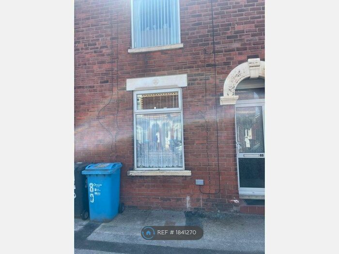 2 Bedroom End Of Terrace House To Rent In Wynburg Street, Hull, HU9