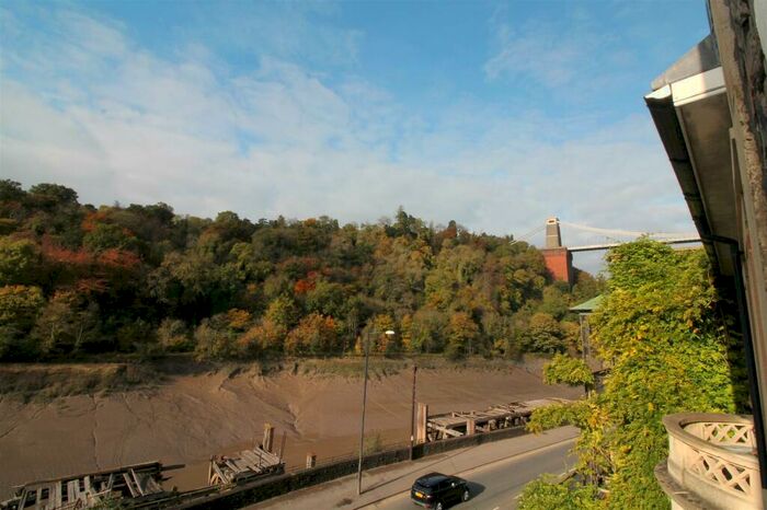 Flat To Rent In B, Hotwell Road, Bristol, PC02