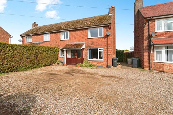 2 Bedroom Semi-Detached House For Sale In Halifax Crescent, Sculthorpe, Fakenham, Norfolk, NR21