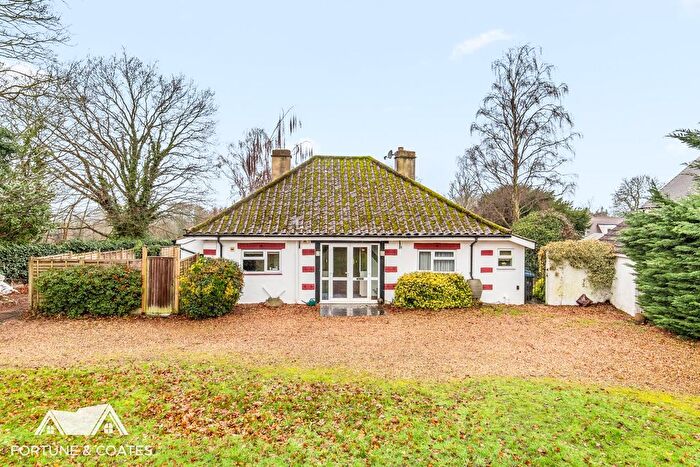 3 Bedroom Bungalow For Sale In Harberts Road, Harlow, CM19