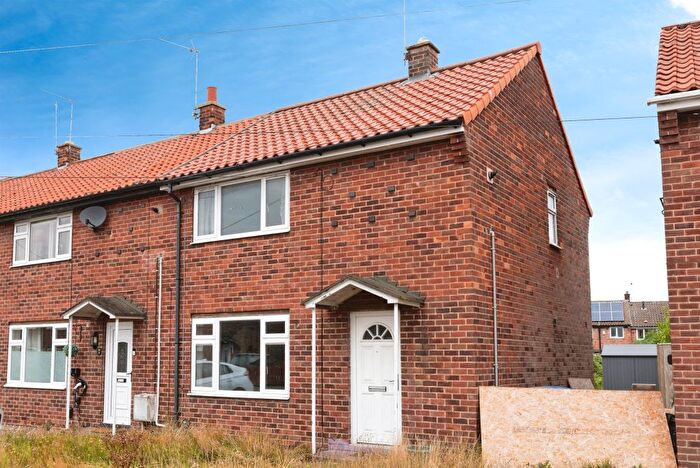 2 Bedroom End Of Terrace House For Sale In Pennyman Road, Beverley, HU17