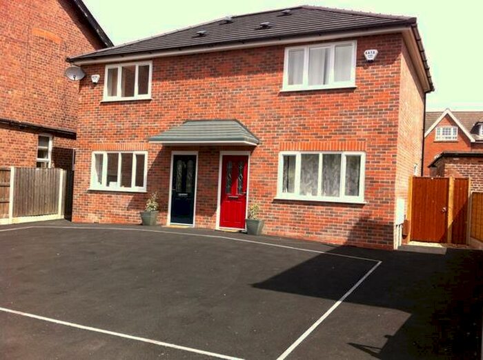 2 Bedroom Semi-Detached House To Rent In Handforth, Wilmslow, SK9