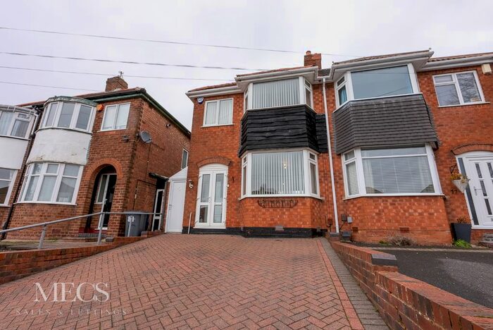 3 Bedroom Semi-Detached House To Rent In Glenwood Road, Birmingham, B38