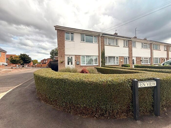 3 Bedroom End Of Terrace House For Sale In Fen View, Chatteris, Cambs., PE16