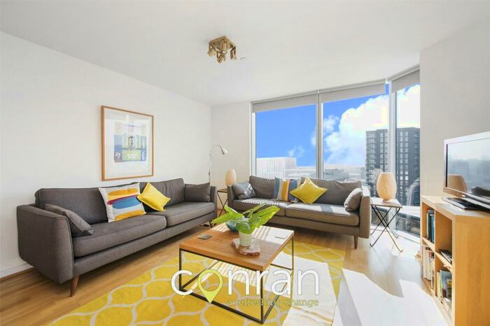 3 Bedroom Apartment To Rent In Harmony Place, Deptford, SE8