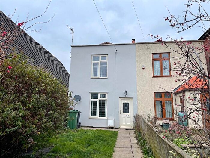2 Bedroom Semi Detached House To Rent In Air Balloon Road, St George, Bristol, BS5