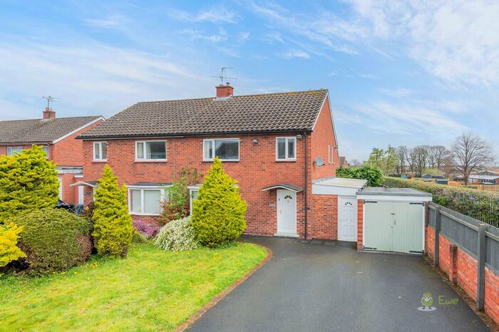 3 Bedroom Semi-Detached House For Sale In Mount Pleasant Rd, Shrewsbury, SY1
