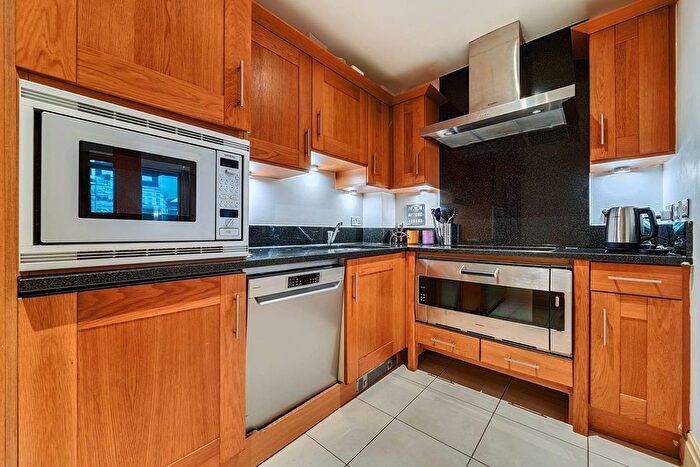 2 Bedroom Flat For Sale In The Boulevard, Imperial Wharf, London, SW6