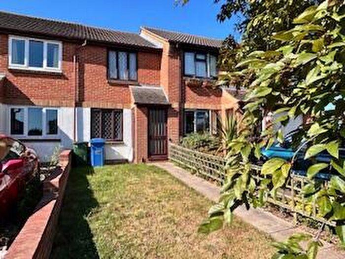 2 Bedroom House To Rent In Drakes Close, Upchurch, Sittingbourne, ME9