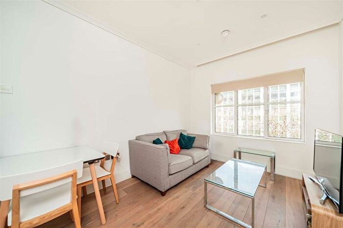 1 Bedroom Flat To Rent In Kingsway, Fitzrovia Amp; Covent Garden, WC2B