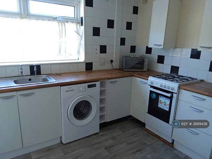 5 Bedroom Terraced House To Rent In Wickhay, Basildon, SS15