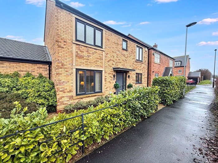 3 Bedroom Detached House For Sale In Countess Way, Shiremoor, Newcastle Upon Tyne, NE27