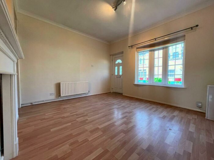 3 Bedroom Terraced House To Rent In Twyford Avenue, Portsmouth, PO2