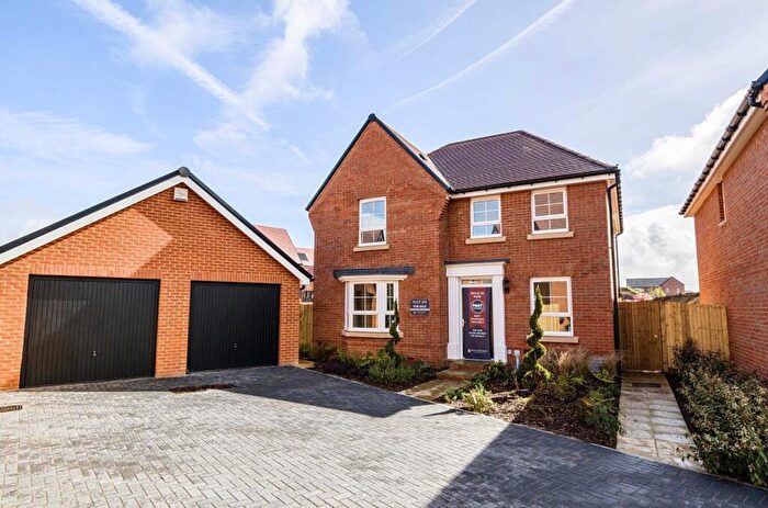 4 Bedroom Detached House For Sale In Arle Road, Curbridge, Southampton, Hampshire, SO30