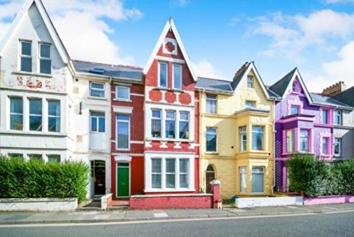1 Bedroom Apartment To Rent In Mary Street, Porthcawl, CF36