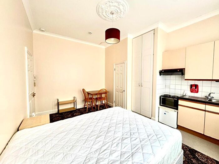 Studio To Rent In Olive Road, Cricklewood, NW2
